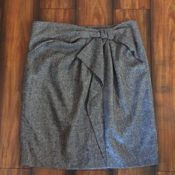 Banana Republic Dresses & Skirts - Beautiful Banana Republic skirt
